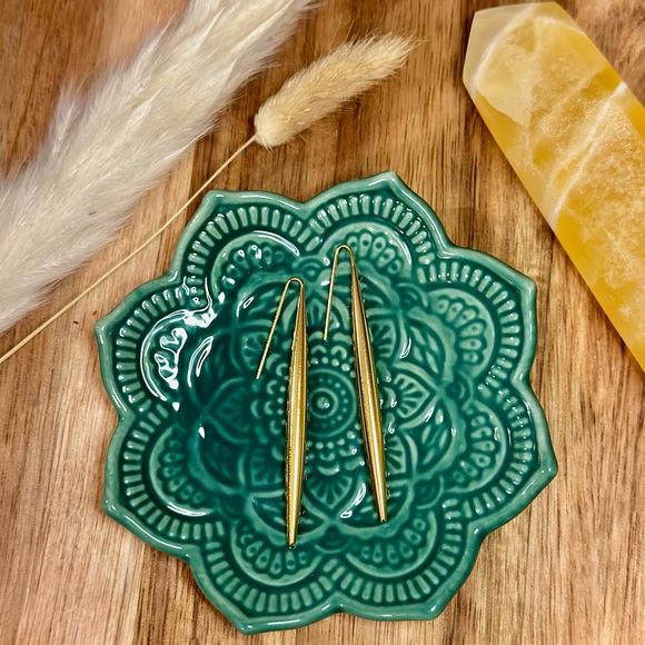 SOLD - Picture 3 of 5